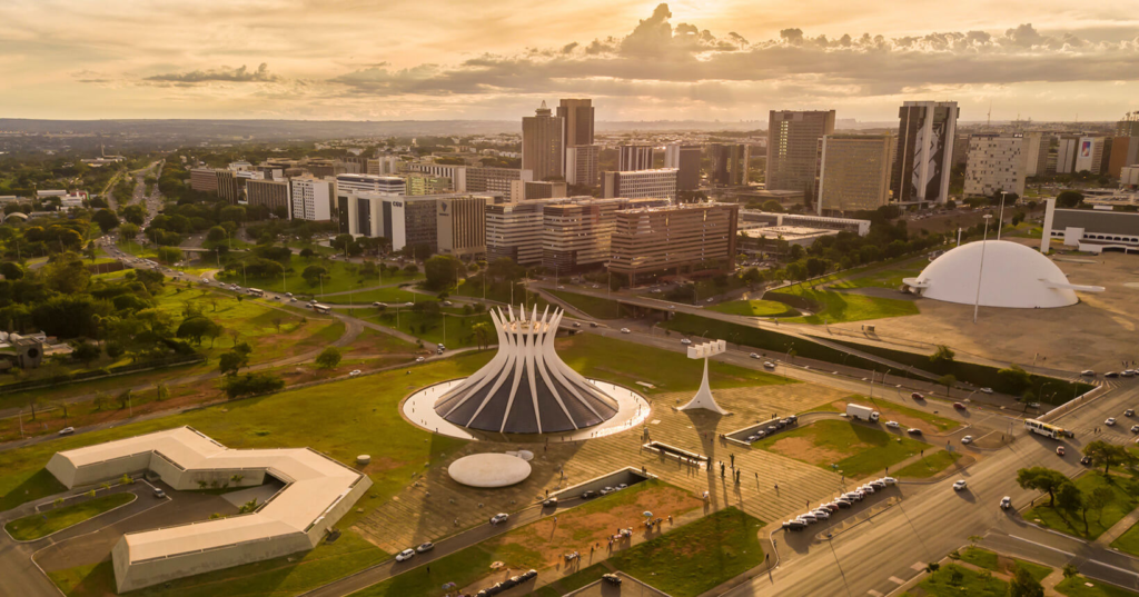 Por que Brasilia é uma cidade tão seca